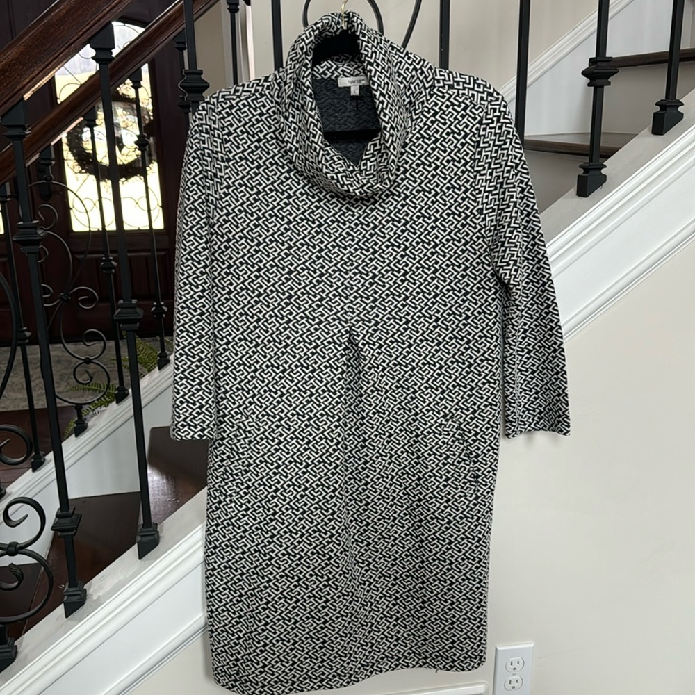 Tyler Boe- Black and White Dress-Size Large